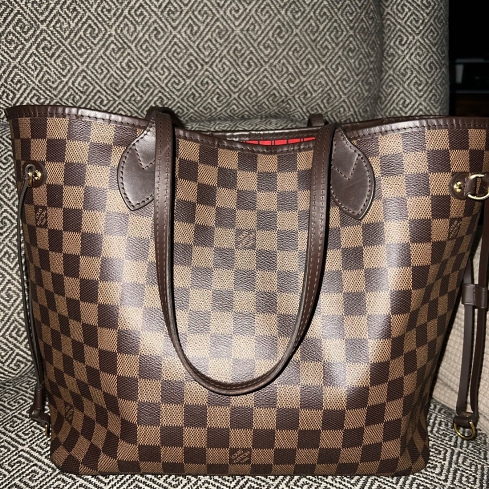 Authentic Louis Vuitton Neverfull MM